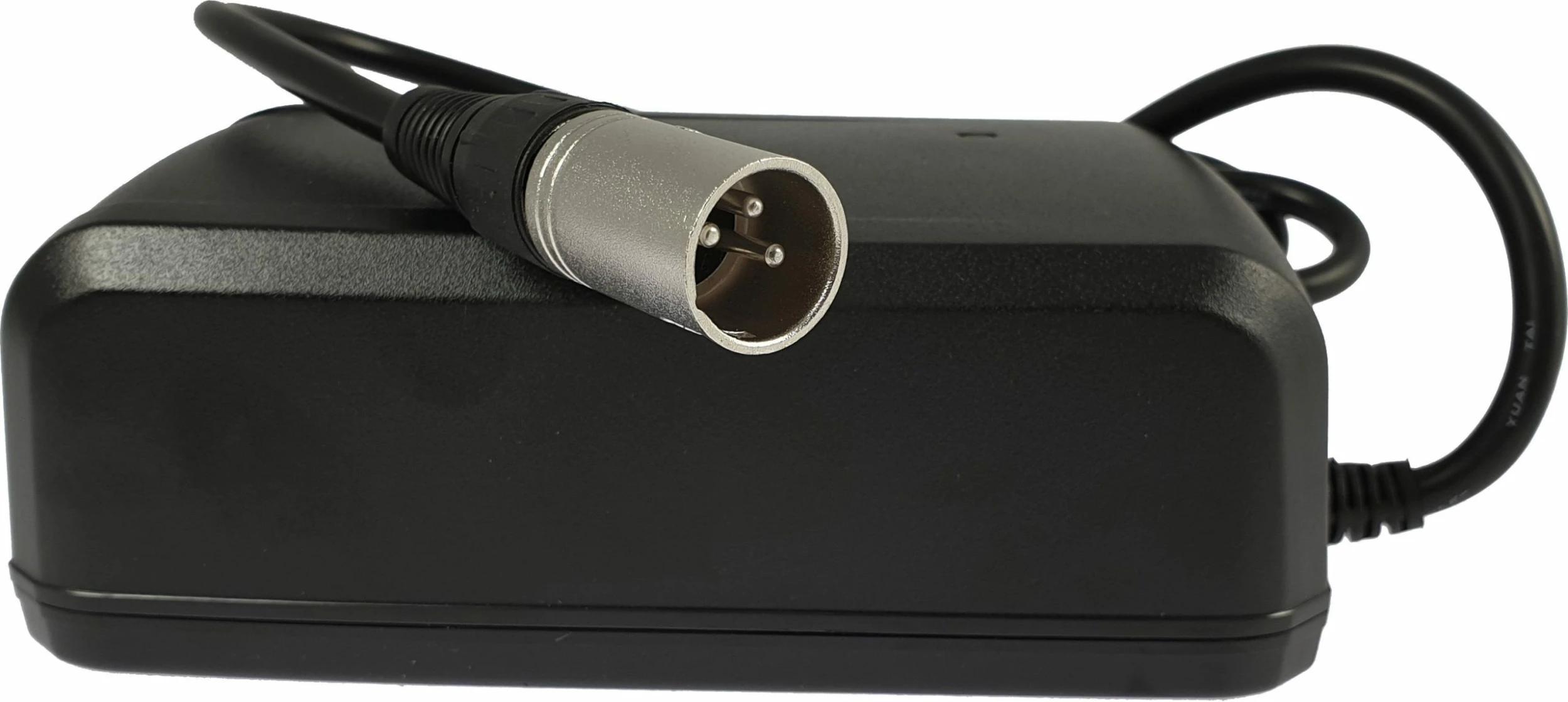 Giant - Chargeur Rapide Fast Charger 4A | 3 Ou 5 Pin 4 Giant - Chargeur Rapide Fast Charger 4A | 3 Ou 5 Pin – Image 2